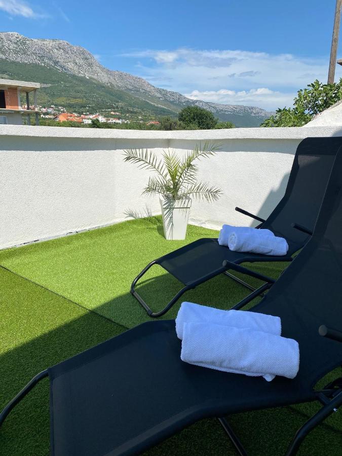 Apartment Milena Kastela Mit Whirlpool Luaran gambar
