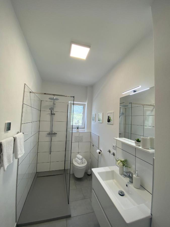 Apartment Milena Kastela Mit Whirlpool Luaran gambar